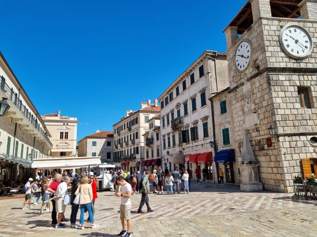 דירות קוטור Main Square View מראה חיצוני תמונה